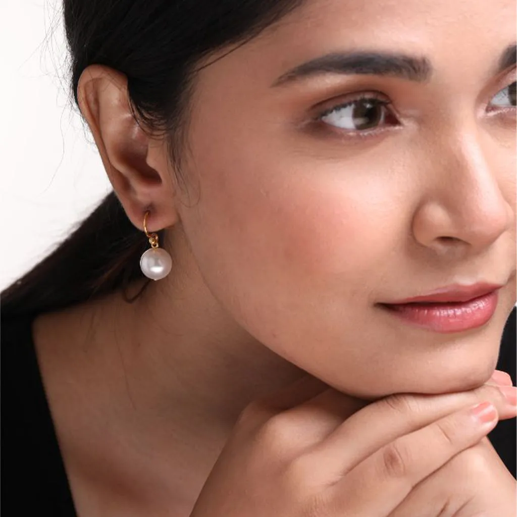 Shell Pearl Earrings