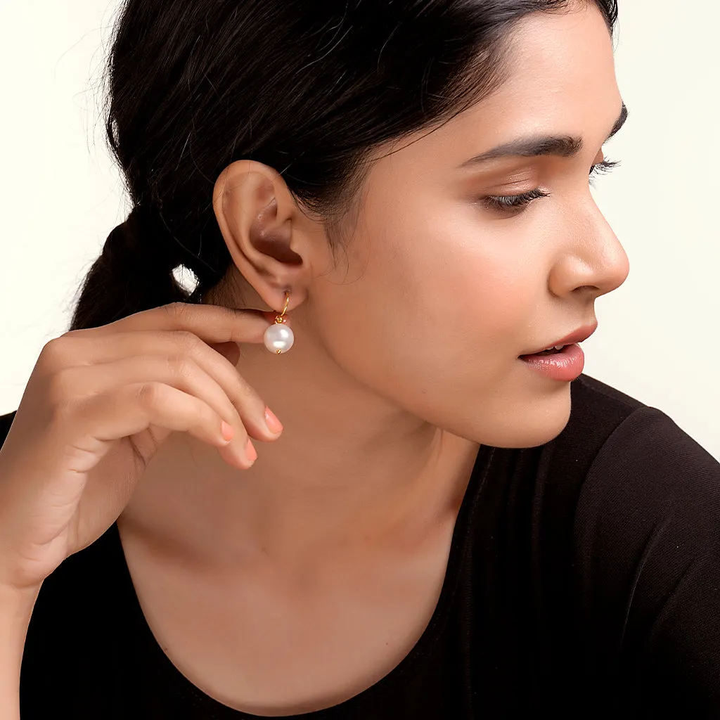 Shell Pearl Earrings
