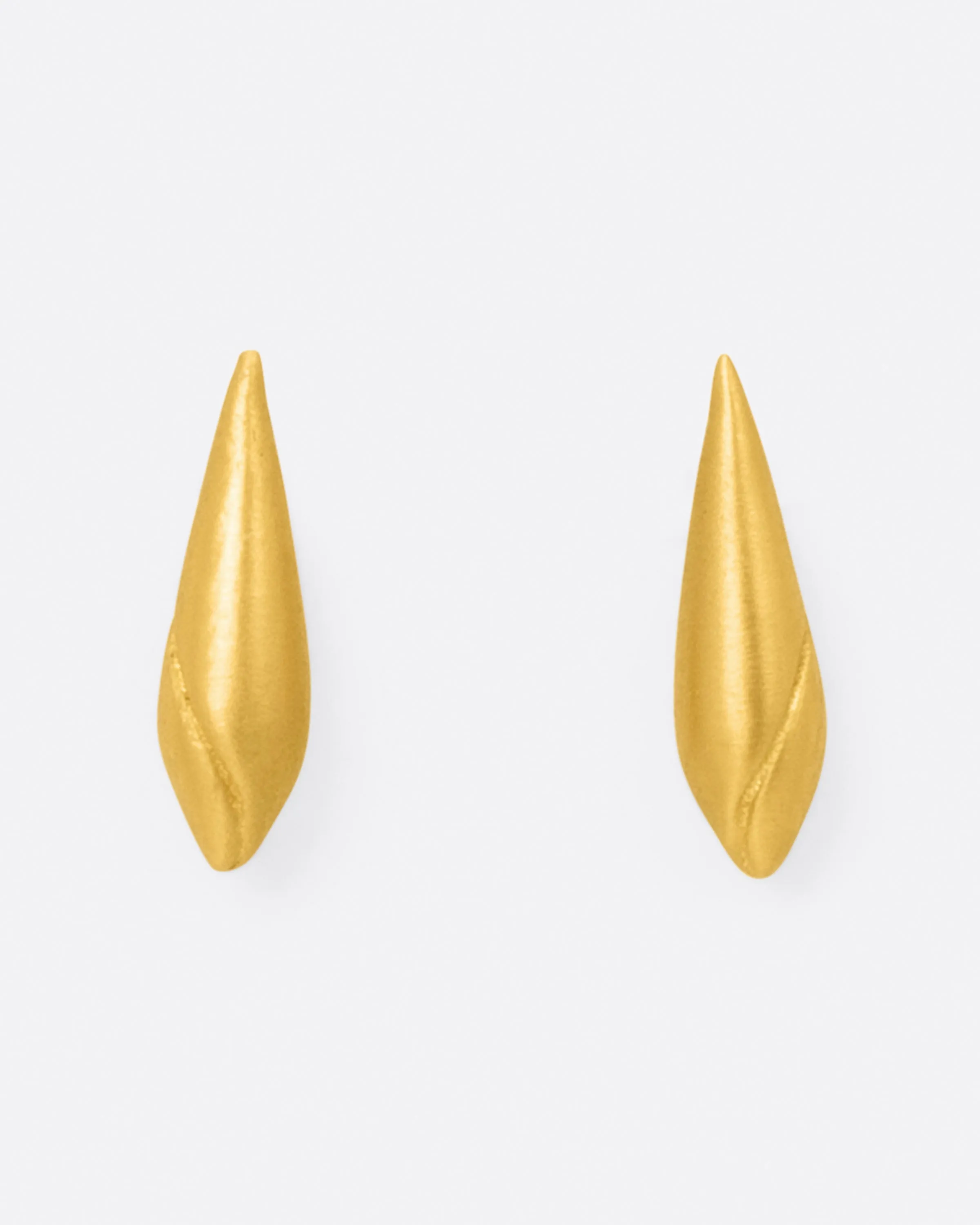 Shell Stud