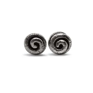 Shell studs black
