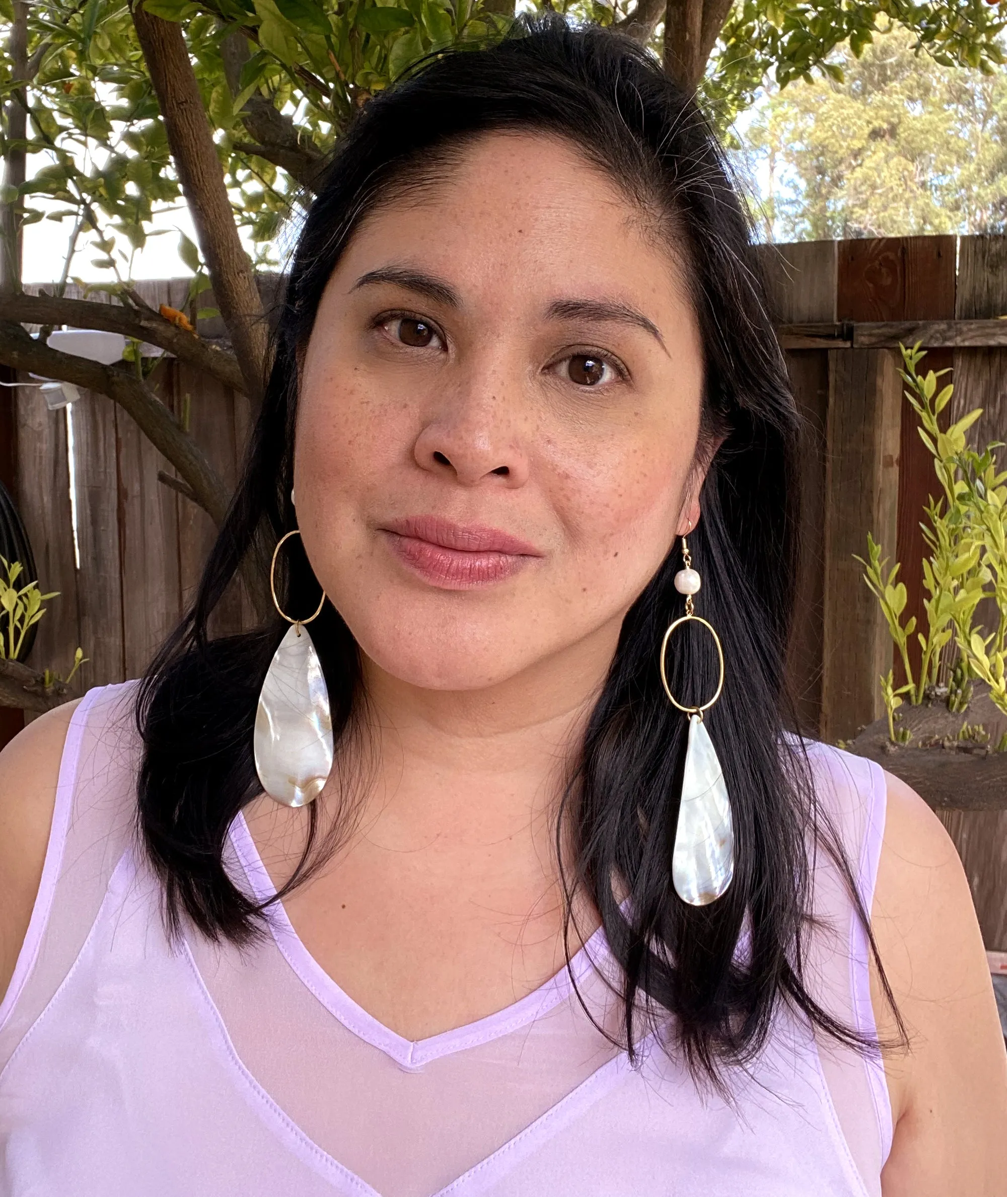 Shell teardrop earrings