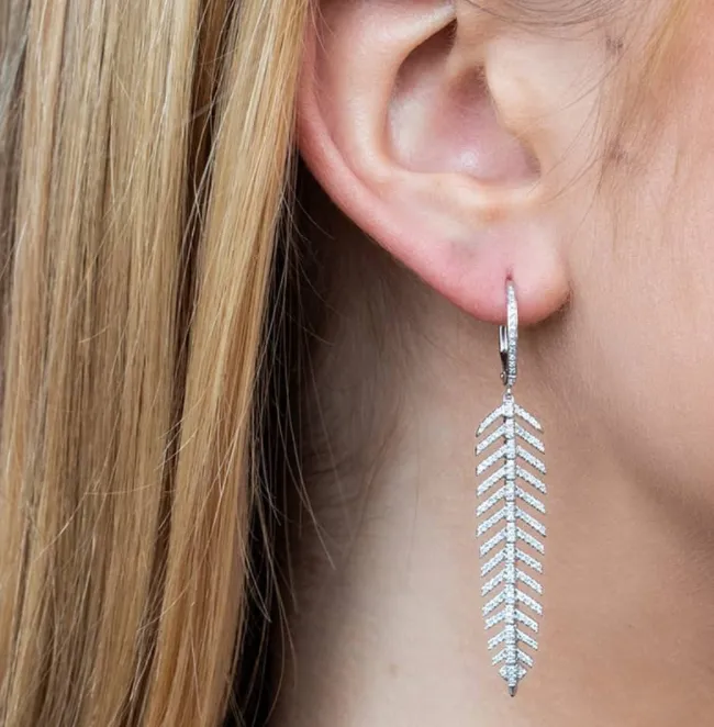 Shy Creation Diamond Feather Dangle Earring