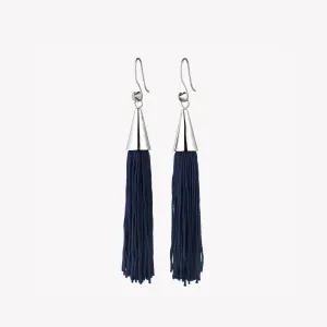 SMALL TASSEL EARRING