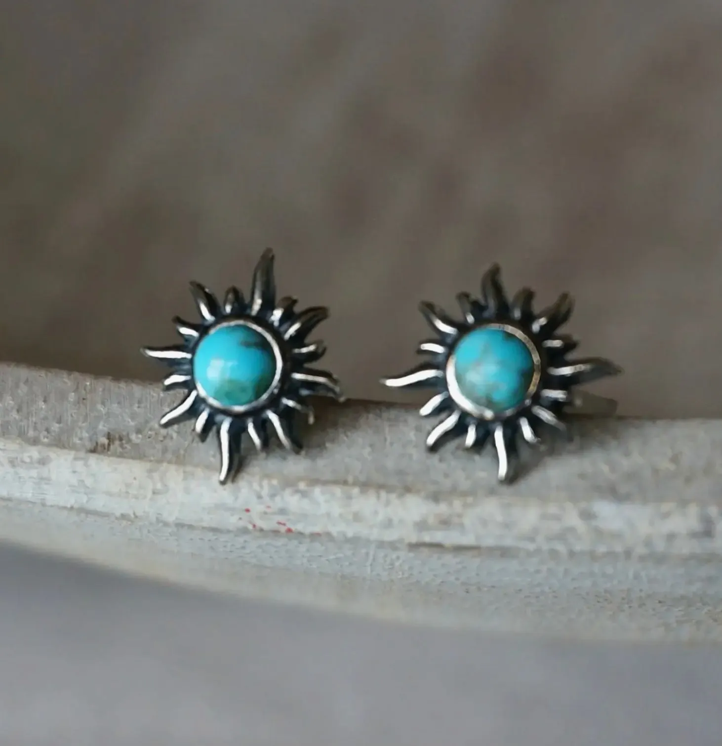 Sowell Jewelry Sunburst Turquoise Sterling Silver Earrings E1928TQ