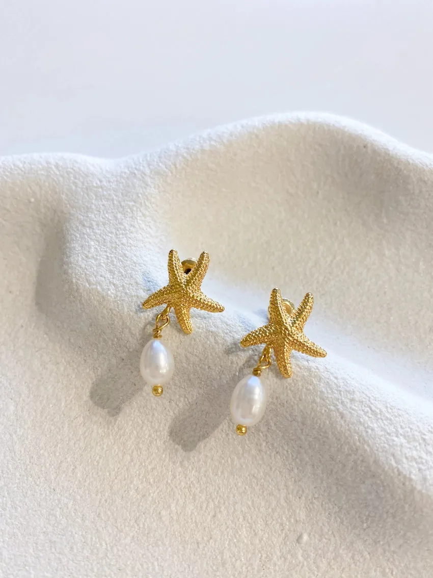 Starfish Pearl 18K Gold Pleated Earrings