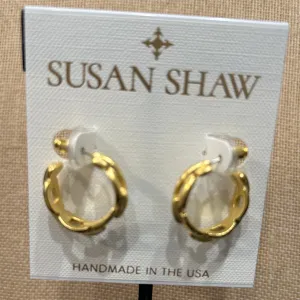 Susan Shawl:  Small Gold Hoop Earrings
