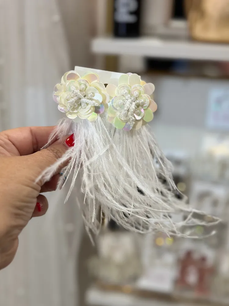 The Feather Earring - White
