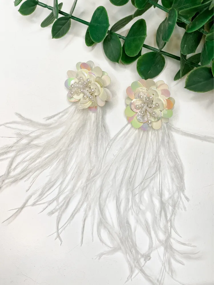 The Feather Earring - White