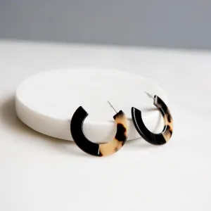 Tortoise Shell Earrings (Black/Blonde & Black)