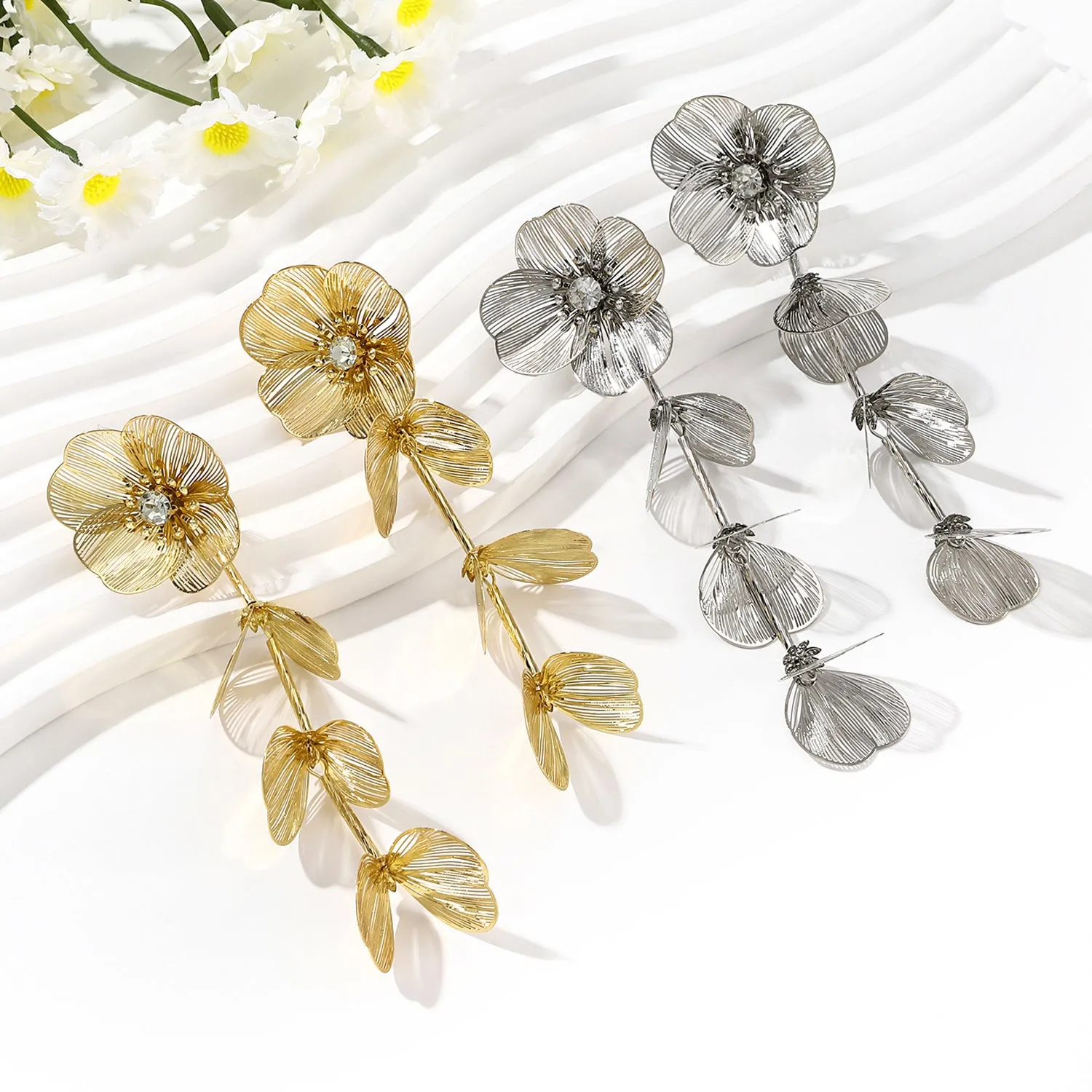 Trendy Rhinestone Flower Tassel Earrings