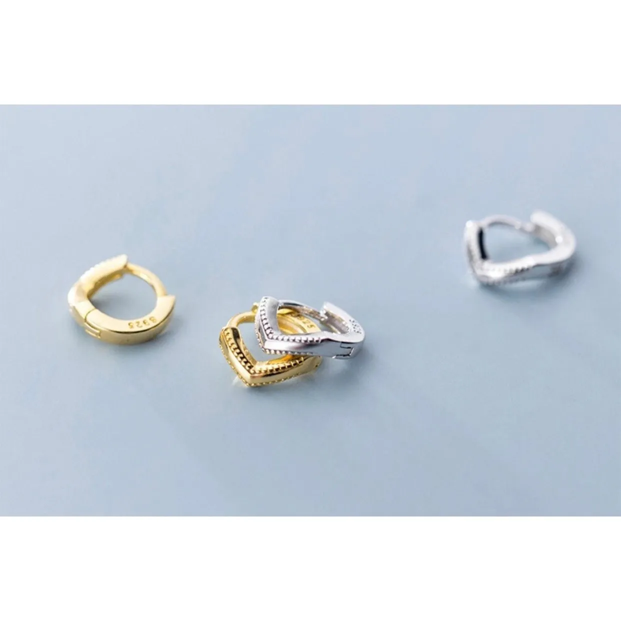 V Shape Baby Hoop Earring-SH027