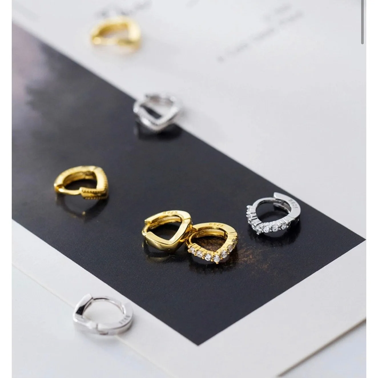 V Shape Baby Hoop Earring-SH027