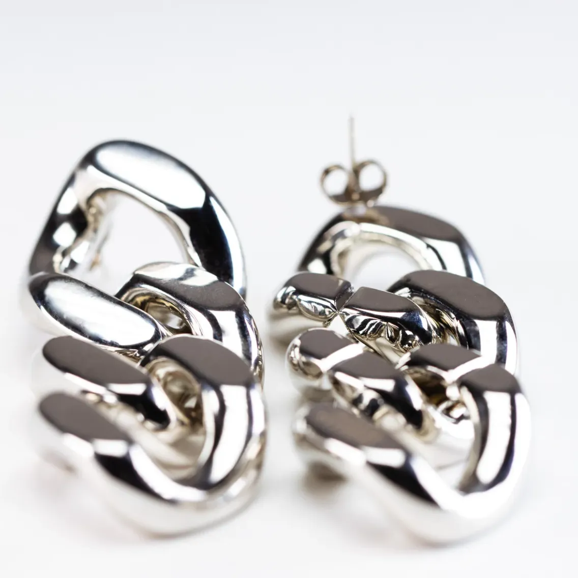 Vanessa Baroni Flat Chain Earrings