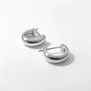 Vince Hoop Earring in Sterling Silver | THATCH
