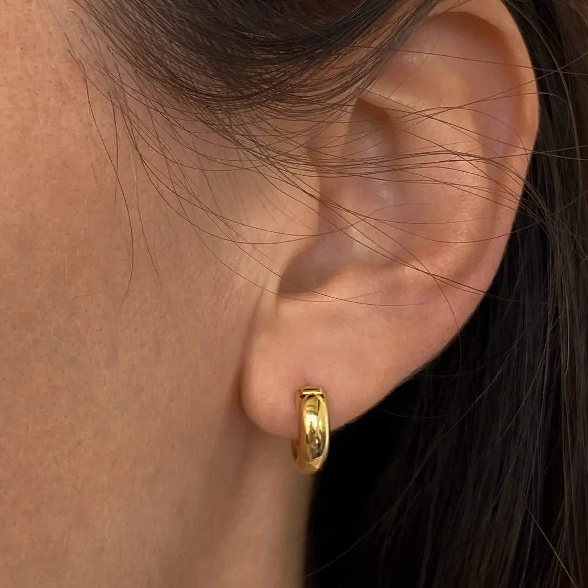 Vince Hoop Earring in Sterling Silver | THATCH