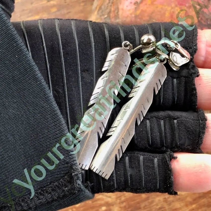 Vintage Sterling Silver Southwestern Feather Earrings
