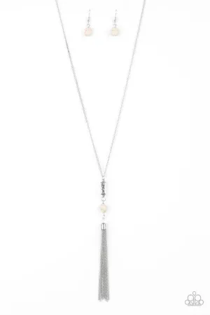 Wild Horse Wonder White
Necklace Paparazzi
